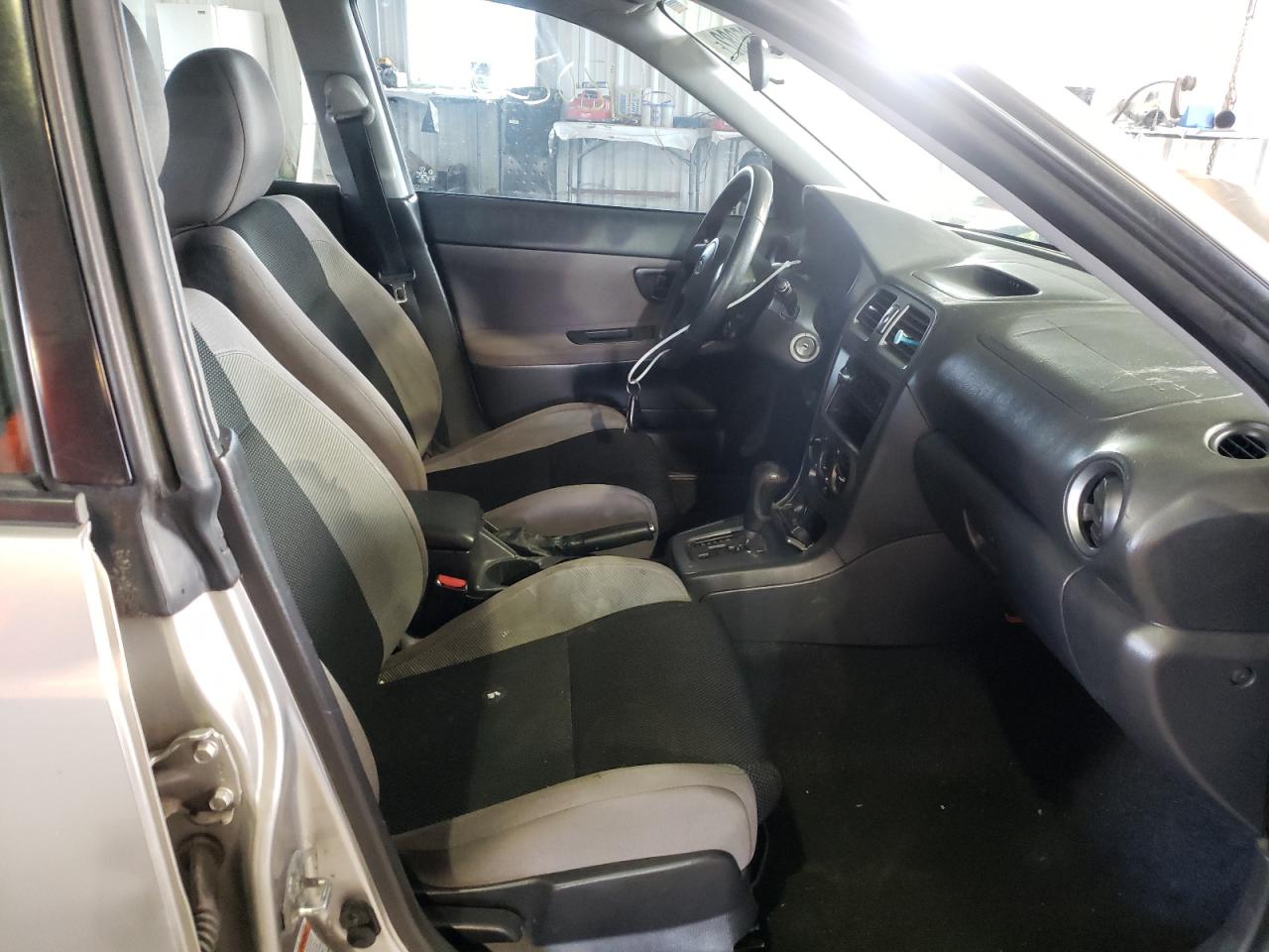 Photo 5 from auction – 2006 SUBARU IMPREZA 2. with VIN JF1GG67636H818233
