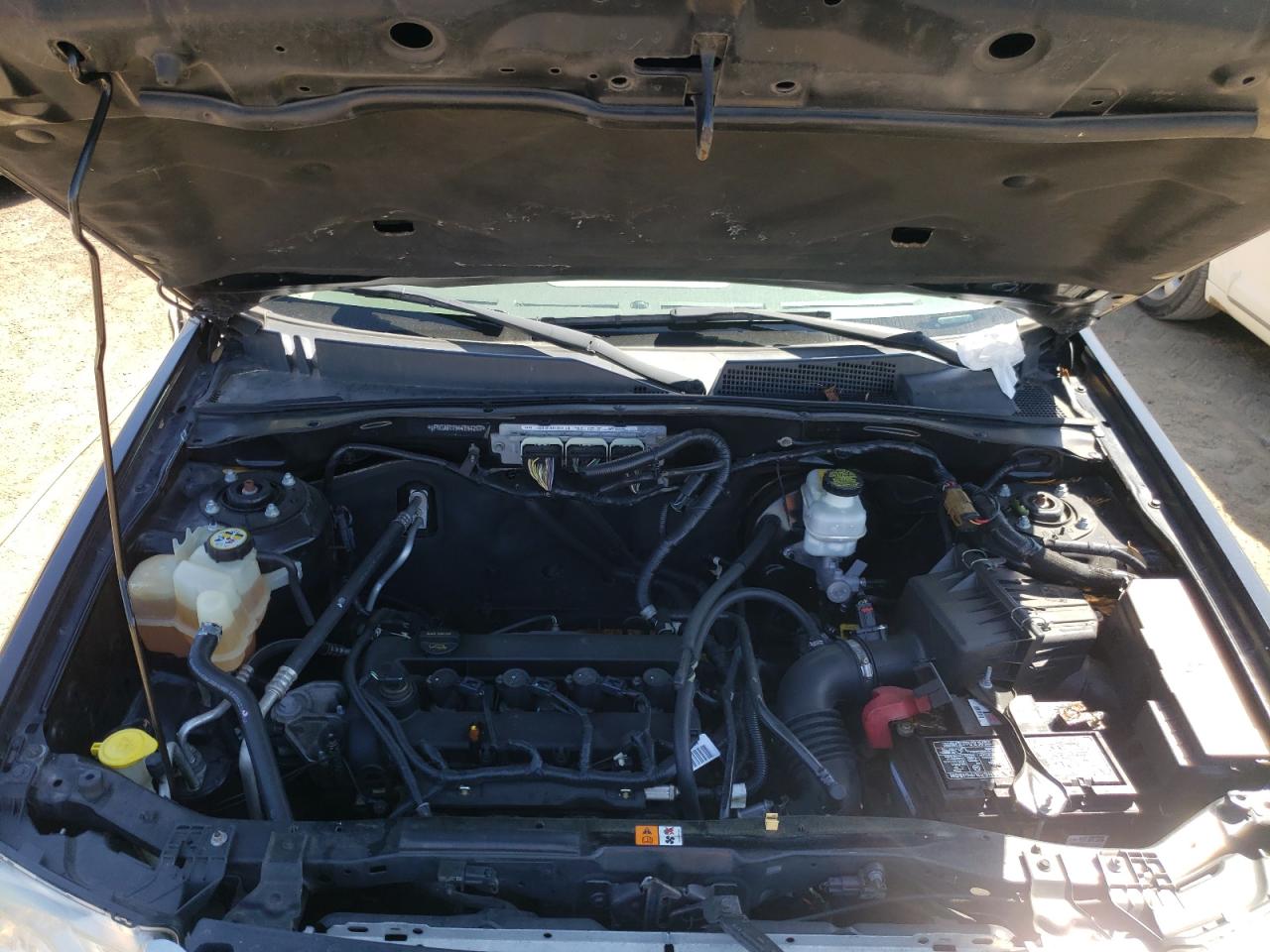 Photo 7 from auction – 2012 FORD ESCAPE XLS with VIN 1FMCU0C79CKB37288