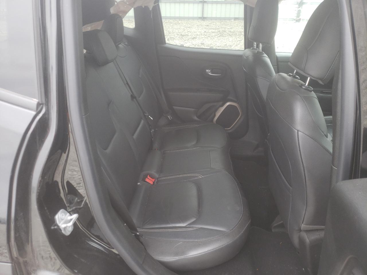 Photo 6 from auction – 2015 JEEP RENEGADE L with VIN ZACCJBDTXFPB50422