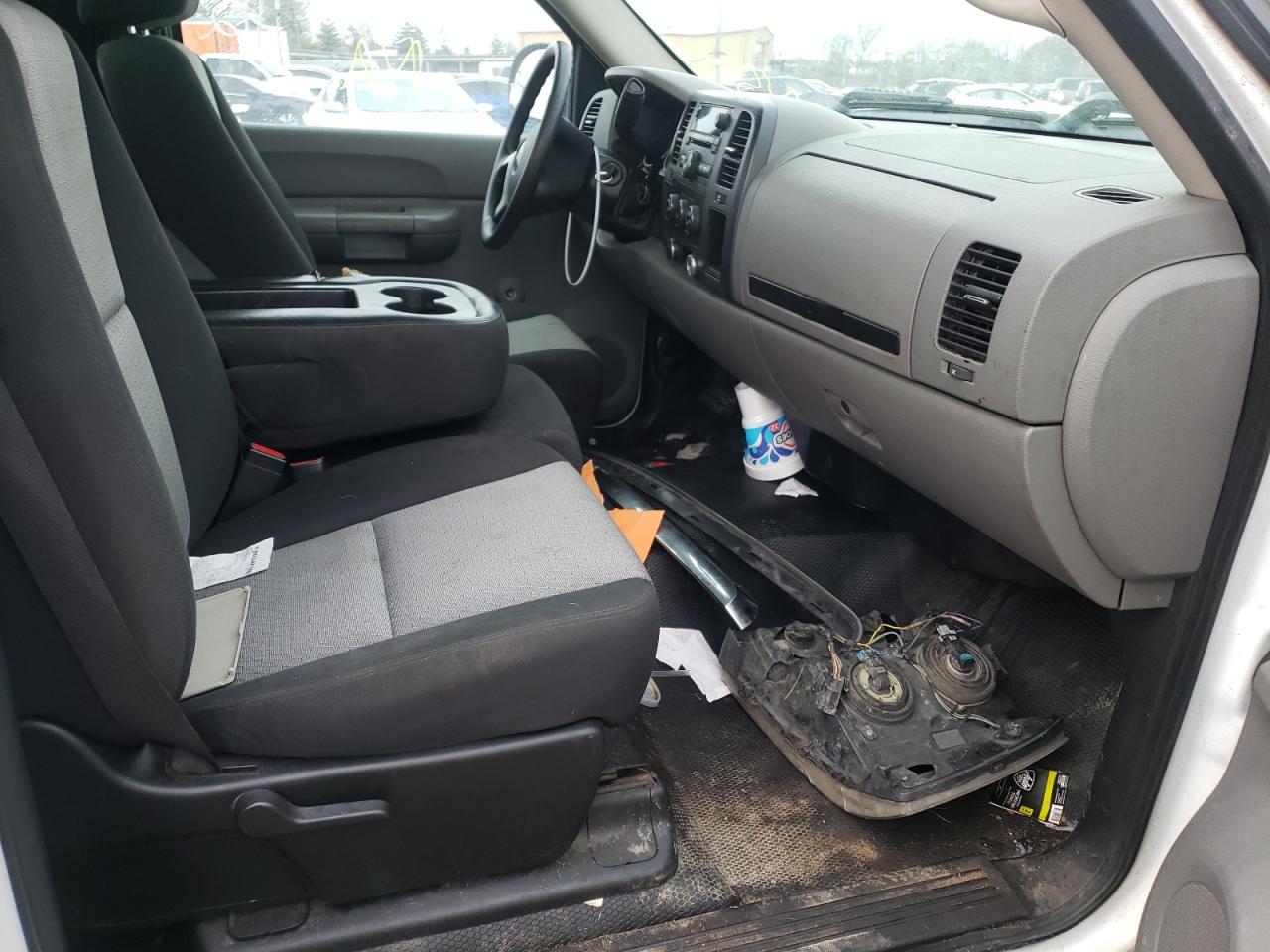 Photo 5 from auction – 2009 GMC SIERRA C15 with VIN 1GTEC14X39Z129711