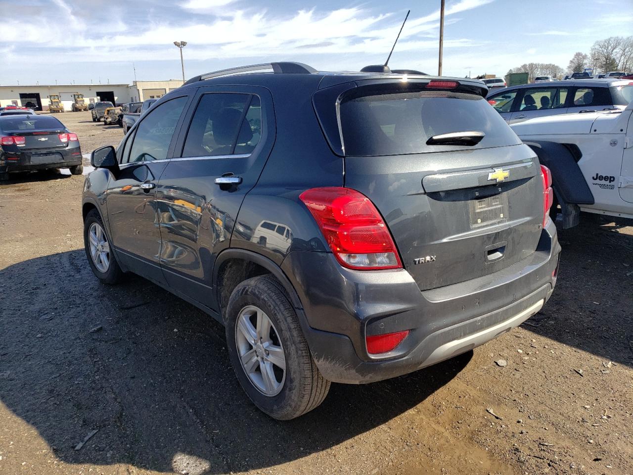 Photo 3 from auction – 2018 CHEVROLET TRAX 1LT with VIN 3GNCJLSB9JL288378