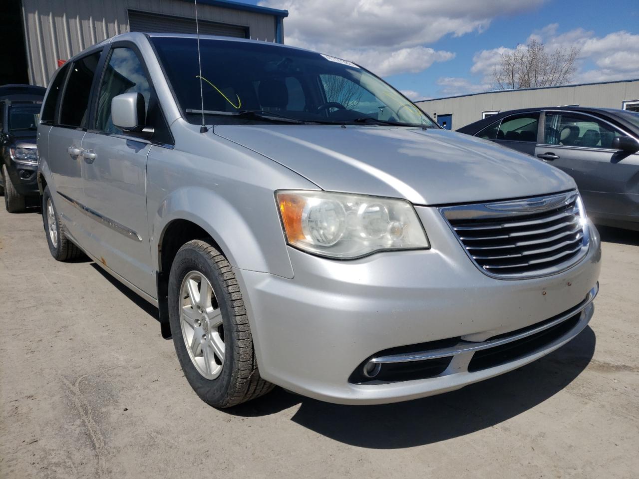 CHRYSLER TOWN & COU 2012 with VIN 2C4RC1BG1CR189718 - Photo from auction
