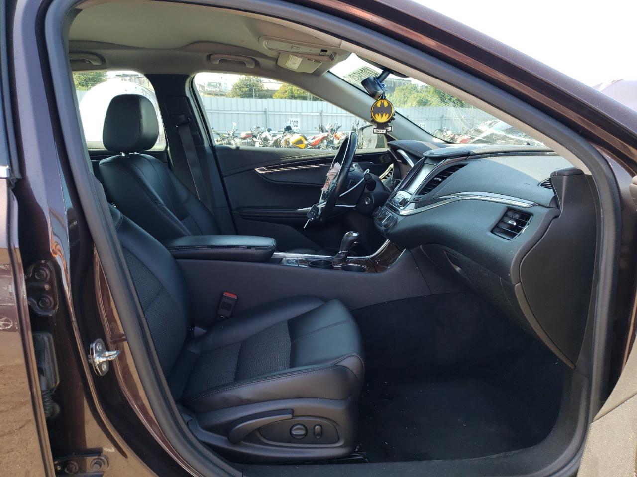 Photo 5 from auction – 2015 CHEVROLET IMPALA LT with VIN 2G1115SL1F9190632