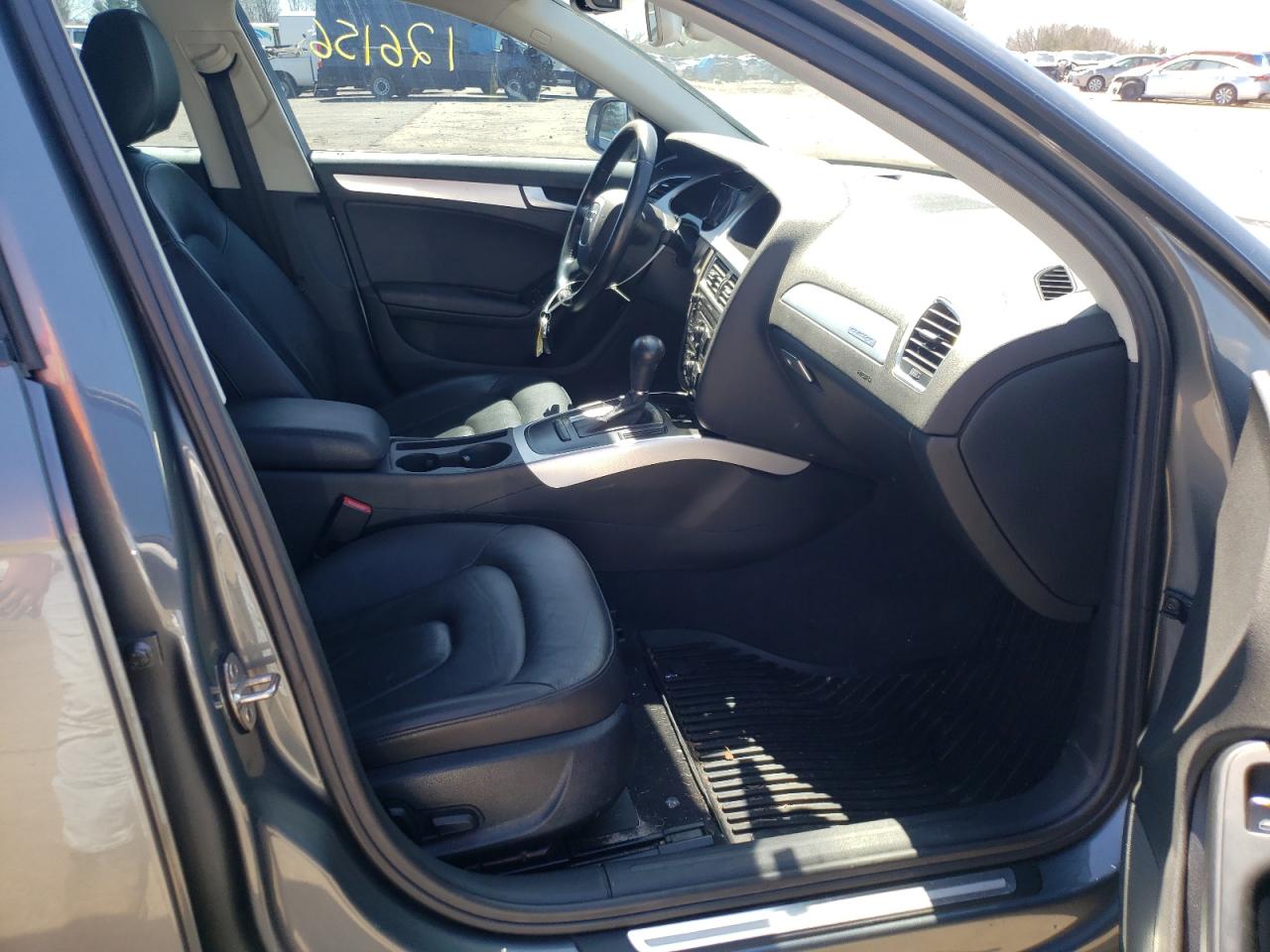 Photo 5 from auction – 2012 AUDI A4 PREMIUM with VIN WAUBFAFL3CN013490