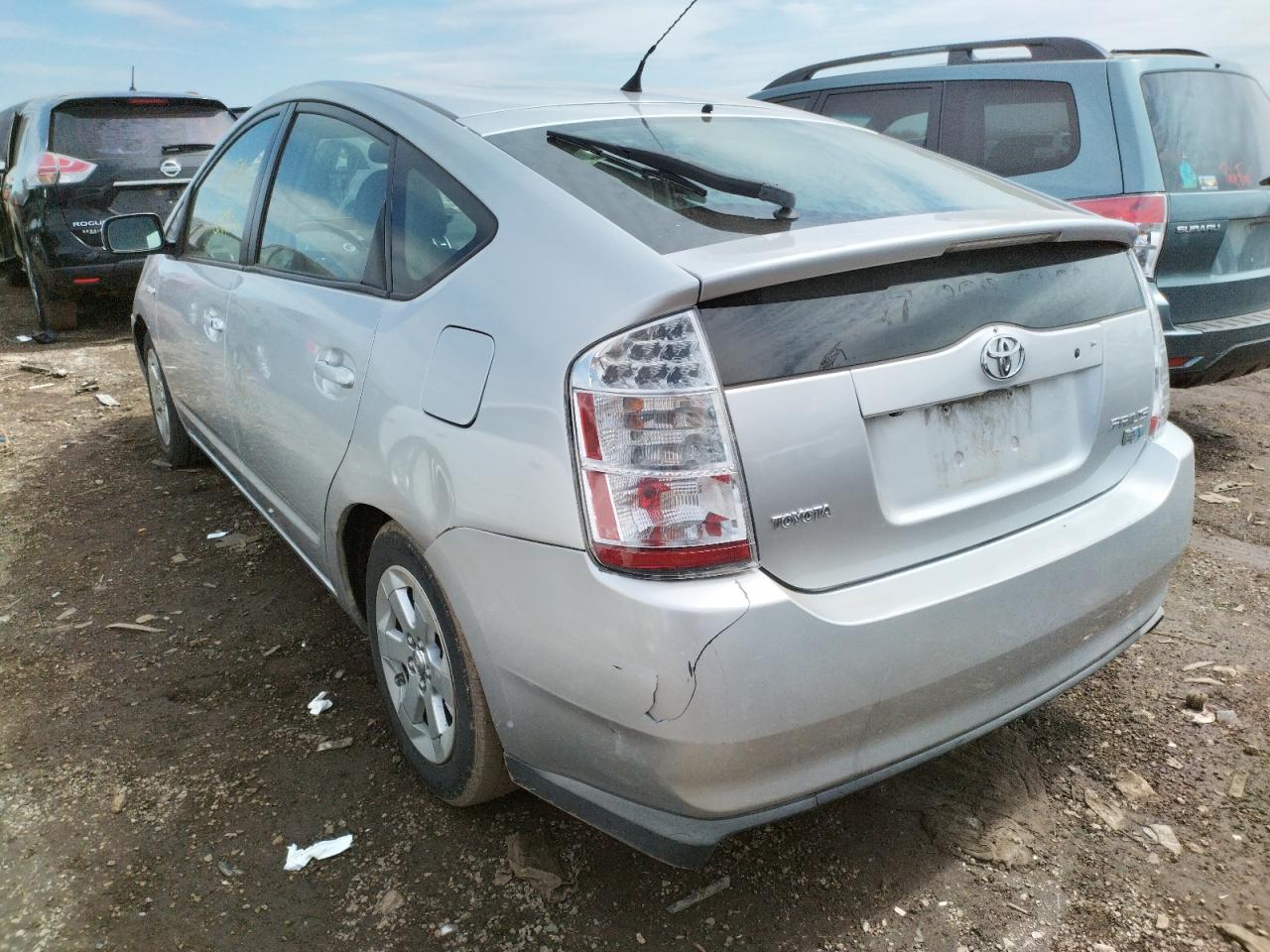 Photo 3 from auction – 2007 TOYOTA PRIUS with VIN JTDKB20U677586870