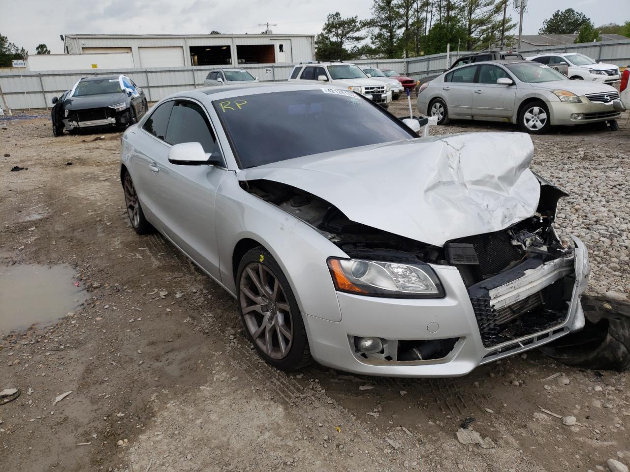 AUDI A5 PREMIUM 2011 with VIN WAUCFAFR5BA027972 - Photo from auction