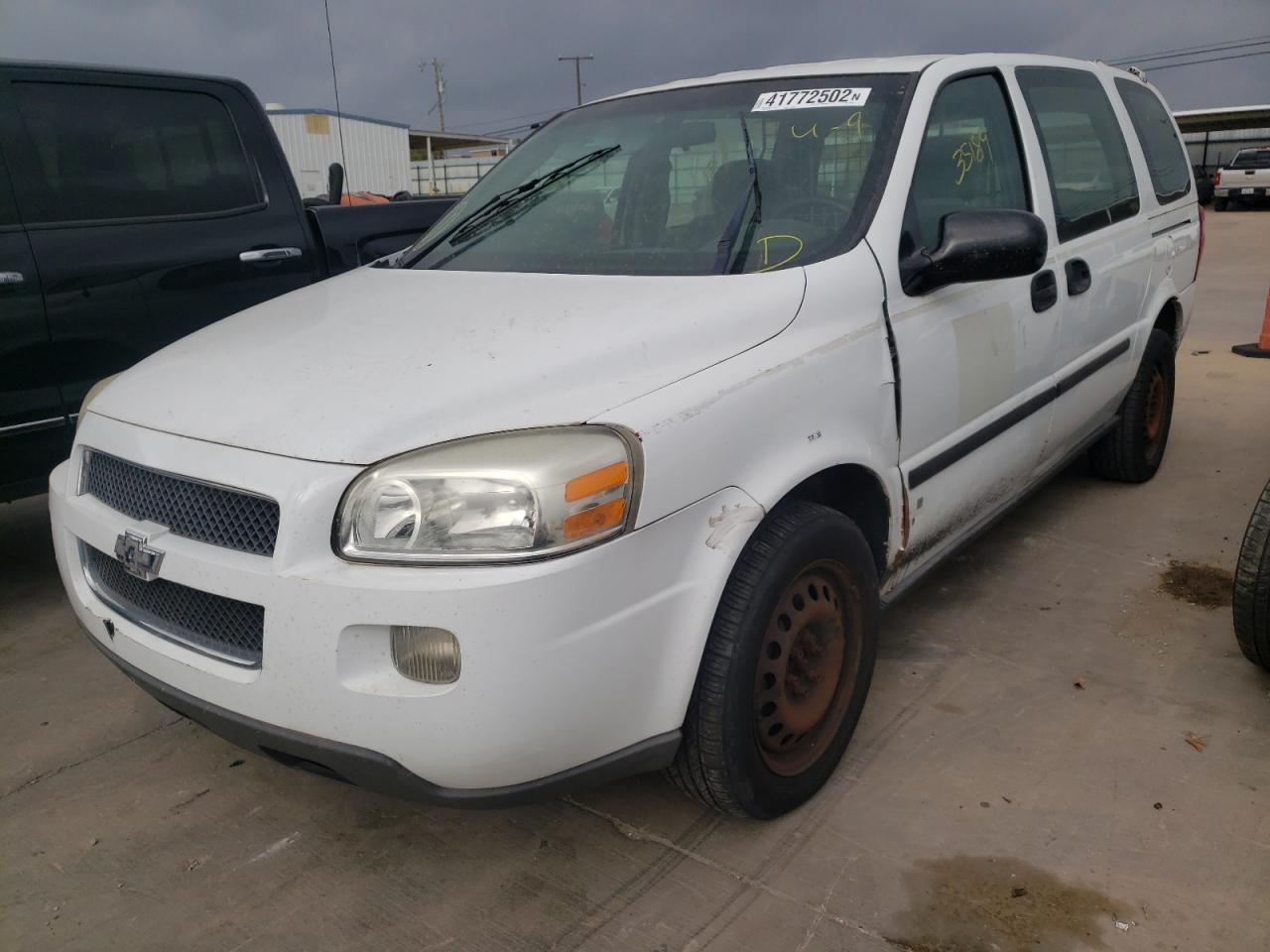 Photo 2 from auction – 2008 CHEVROLET UPLANDER I with VIN 1GBDV13WX8D101421