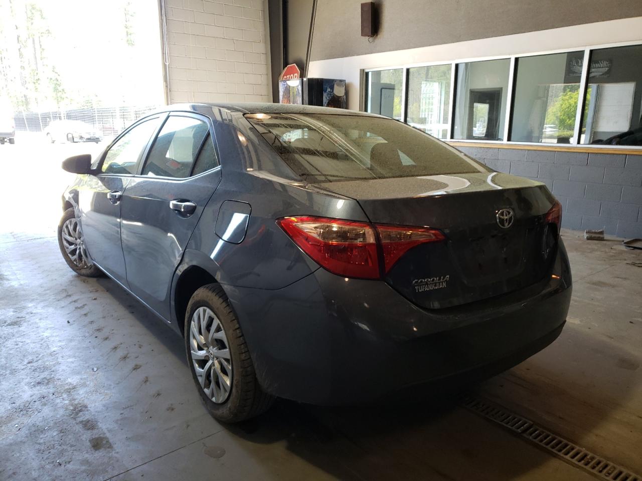 Photo 3 from auction – 2019 TOYOTA COROLLA L with VIN 2T1BURHE8KC161285