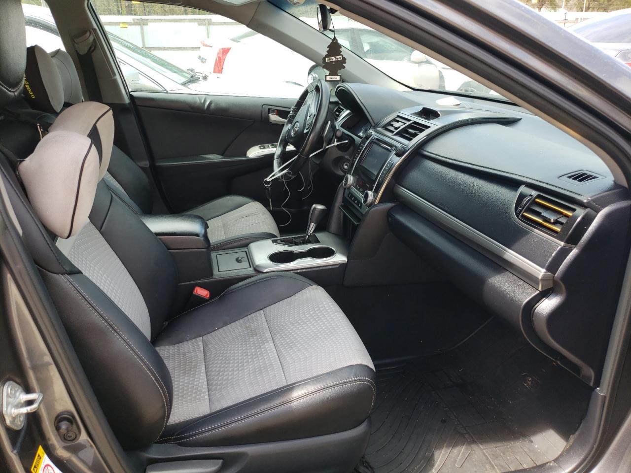 Photo 5 from auction – 2013 TOYOTA CAMRY L with VIN 4T1BF1FK1DU664064