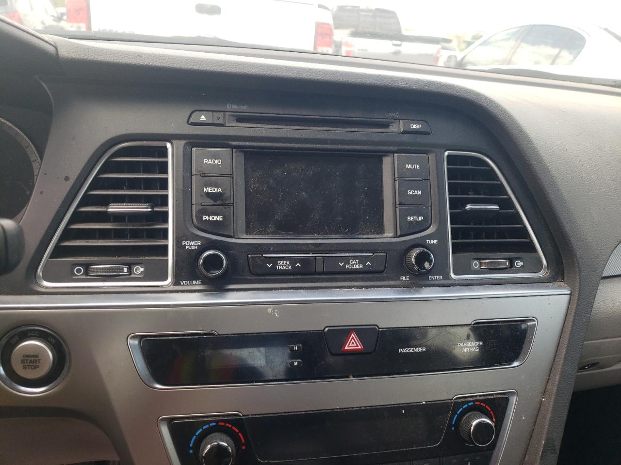 Photo 9 from auction – 2015 HYUNDAI SONATA SPO with VIN 5NPE34AF6FH187618