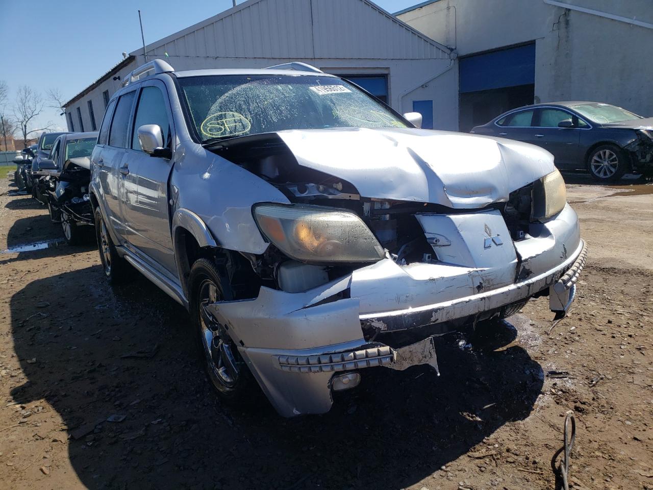 MITSUBISHI OUTLANDER 2006 with VIN JA4LX41F86U003405 - Photo from auction