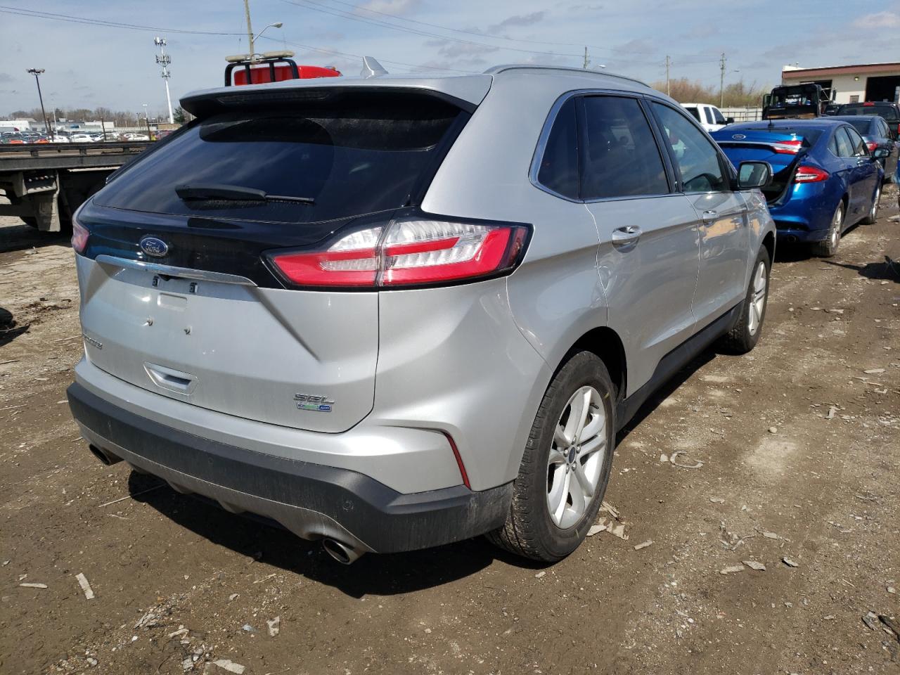 Photo 4 from auction – 2019 FORD EDGE SEL with VIN 2FMPK4J90KBC03268