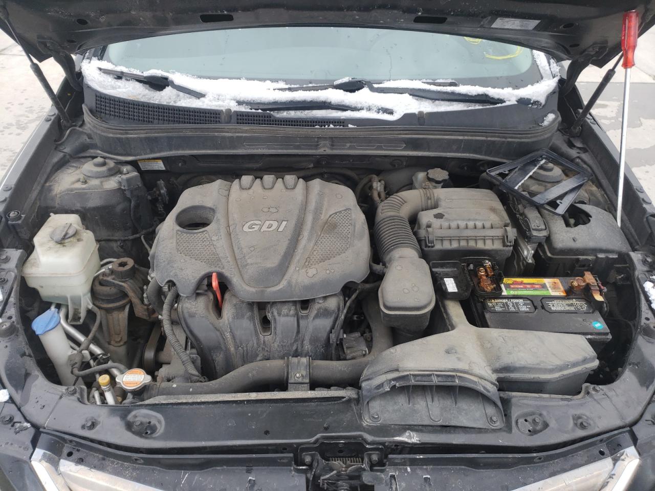 Photo 7 from auction – 2011 HYUNDAI SONATA SE with VIN 5NPEC4AC6BH036178