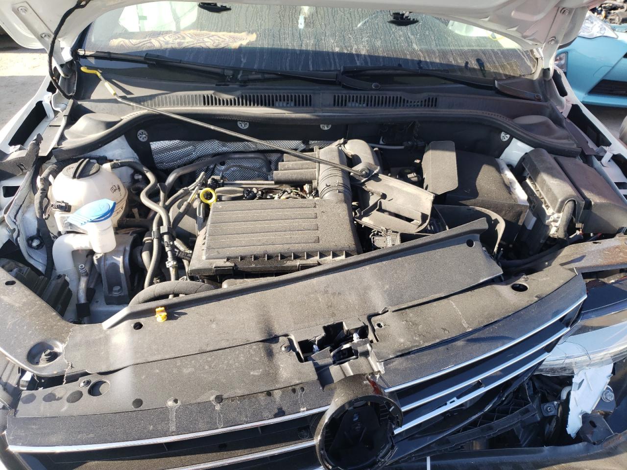 Photo 7 from auction – 2017 VOLKSWAGEN JETTA SE with VIN 3VWDB7AJ3HM352037