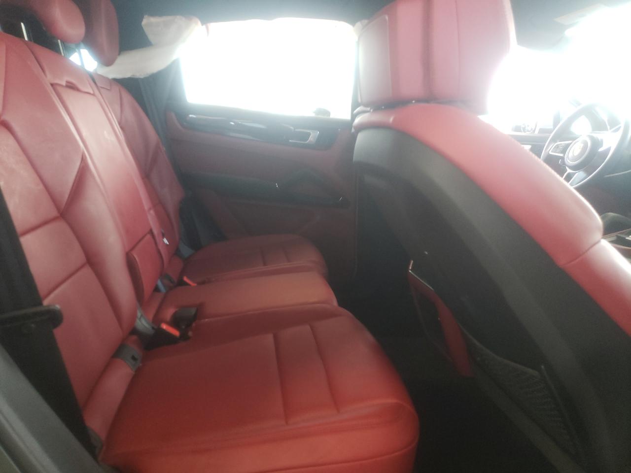 Photo 16 from auction – 2021 PORSCHE CAYENNE with VIN WP1AA2AY4MDA06088