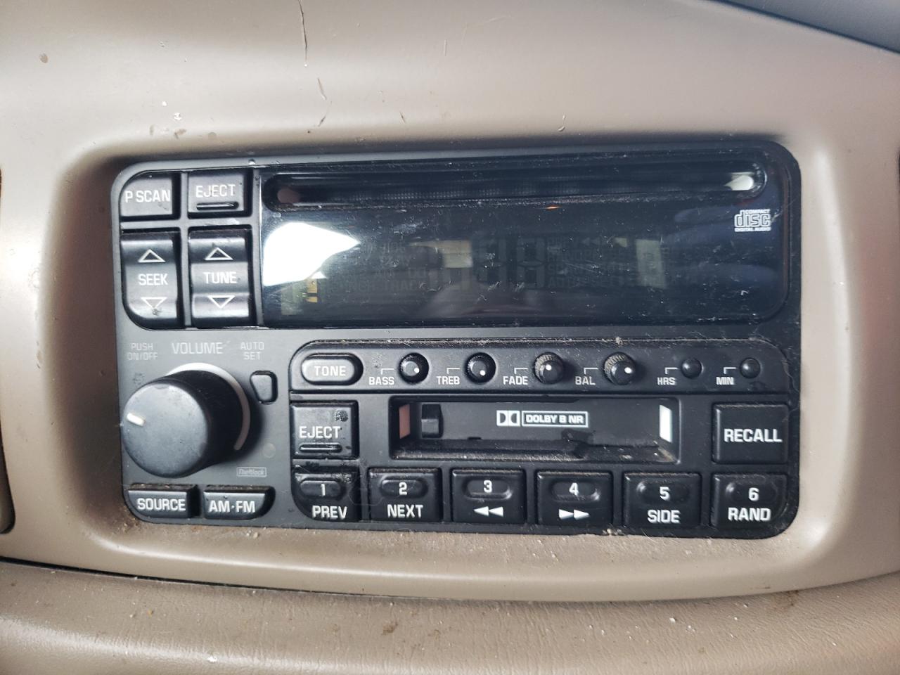 Photo 9 from auction – 1998 BUICK CENTURY with VIN 2G4WY52M3W1420120