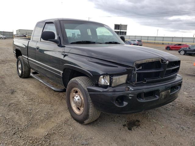 DODGE RAM 2500 2000 with VIN 1B7KC23W6YJ173815 - Photo from auction