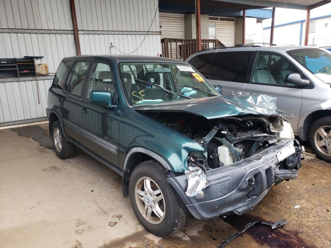 HONDA CR-V EX 2001 with VIN JHLRD18661C038765 - Photo from auction