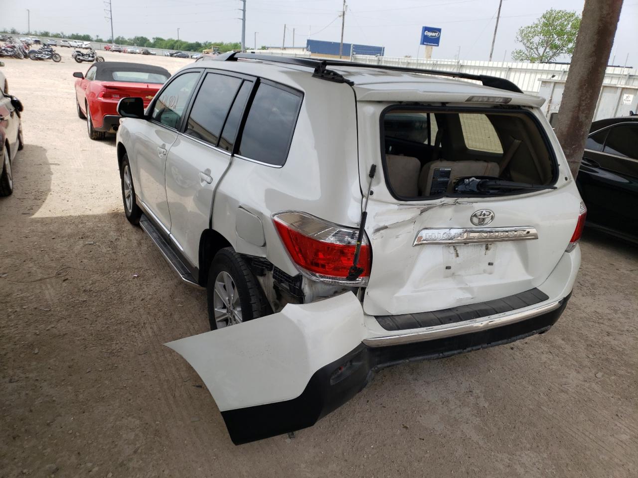 Photo 3 from auction – 2013 TOYOTA HIGHLANDER with VIN 5TDZK3EH6DS113956