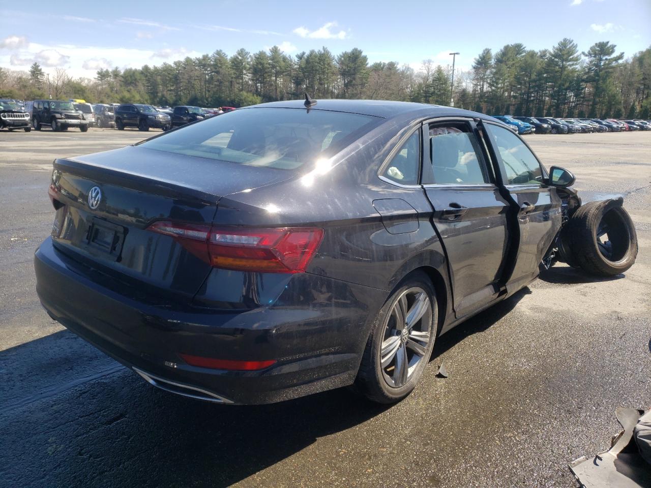 Photo 4 from auction – 2019 VOLKSWAGEN JETTA S with VIN 3VWC57BU4KM070525