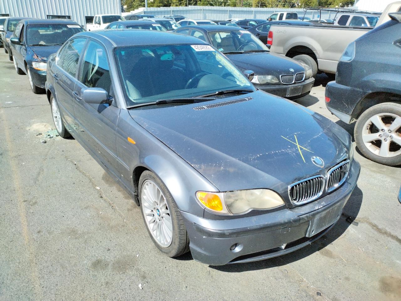 BMW 330 I 2003 with VIN WBAEV53413KM03073 - Photo from auction