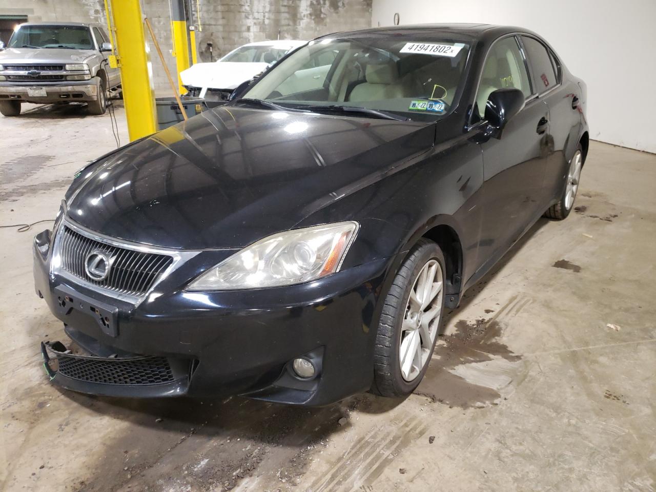 Photo 2 from auction – 2012 LEXUS IS 250 with VIN JTHCF5C25C5055975