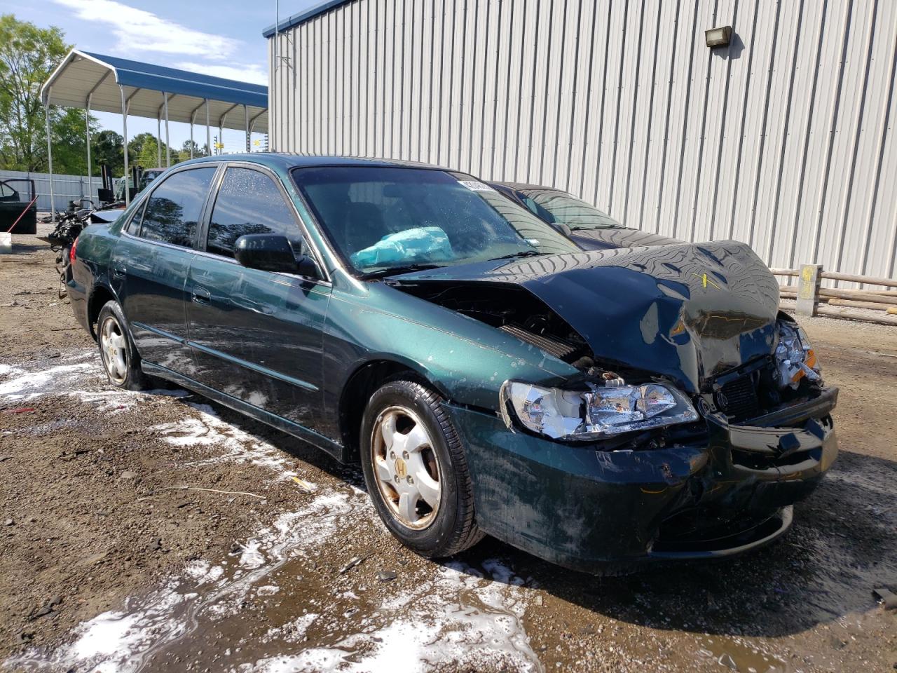 HONDA ACCORD EX 1999 with VIN 1HGCG6679XA065595 - Photo from auction