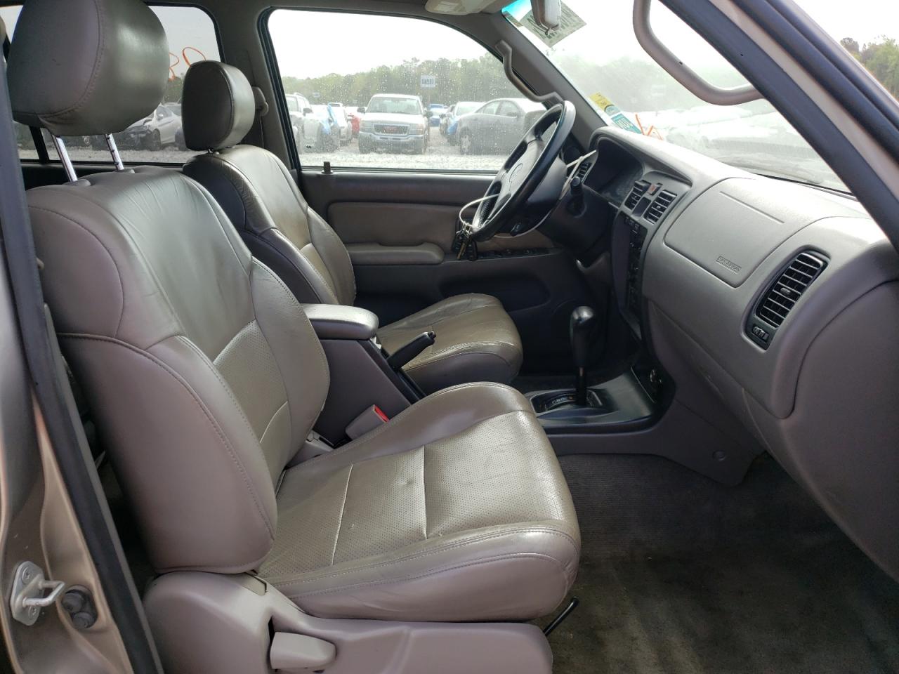Photo 5 from auction – 2001 TOYOTA 4RUNNER SR with VIN JT3GN86R610198707