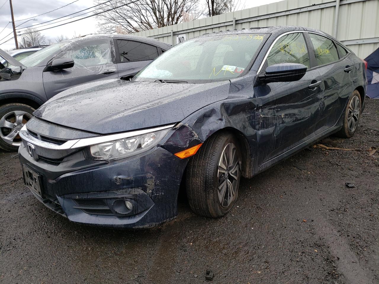 Photo 2 from auction – 2018 HONDA CIVIC EX with VIN JHMFC1F34JX030327