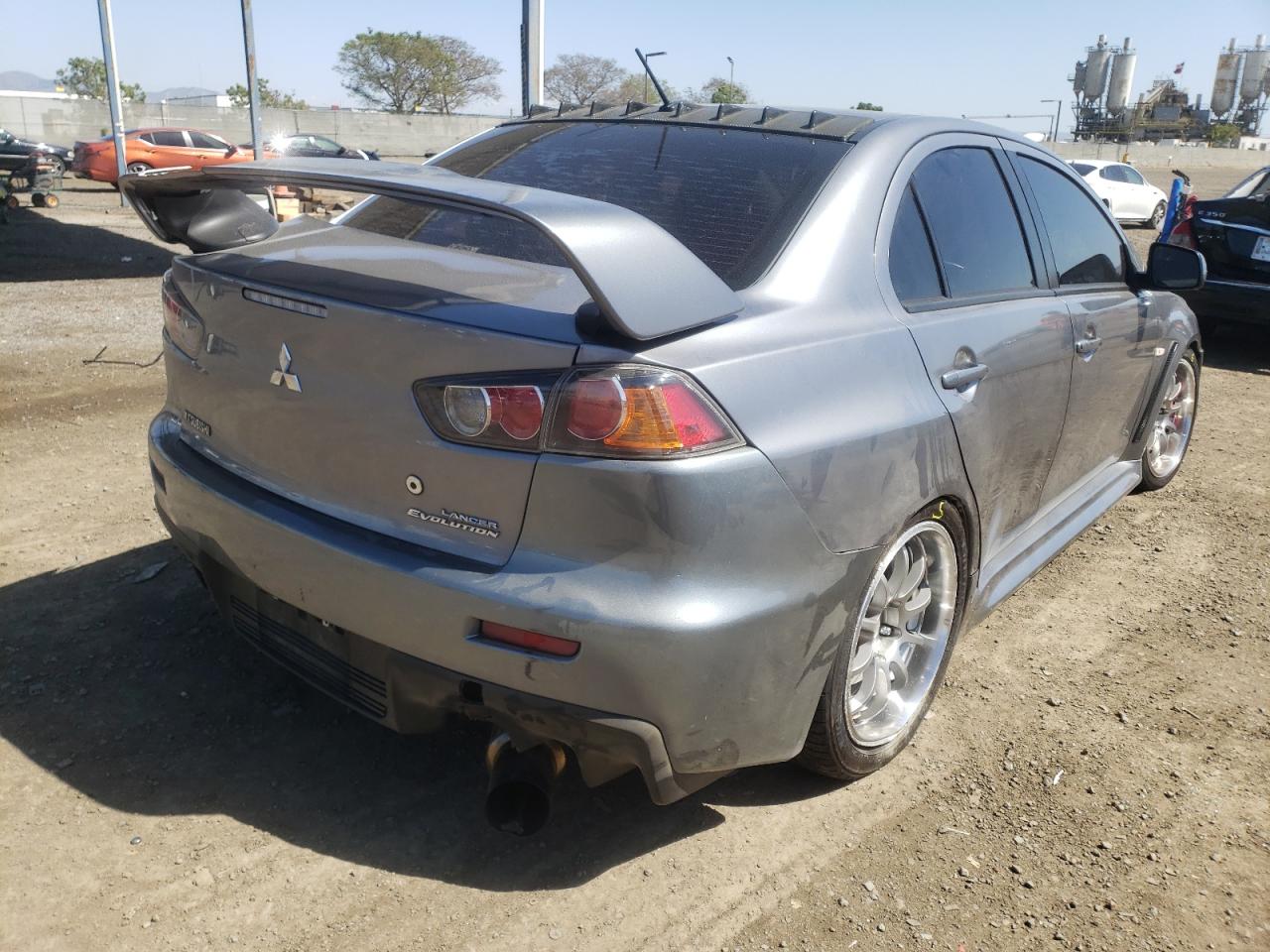 Photo 4 from auction – 2014 MITSUBISHI LANCER EVO with VIN JA32W8FV8EU023128