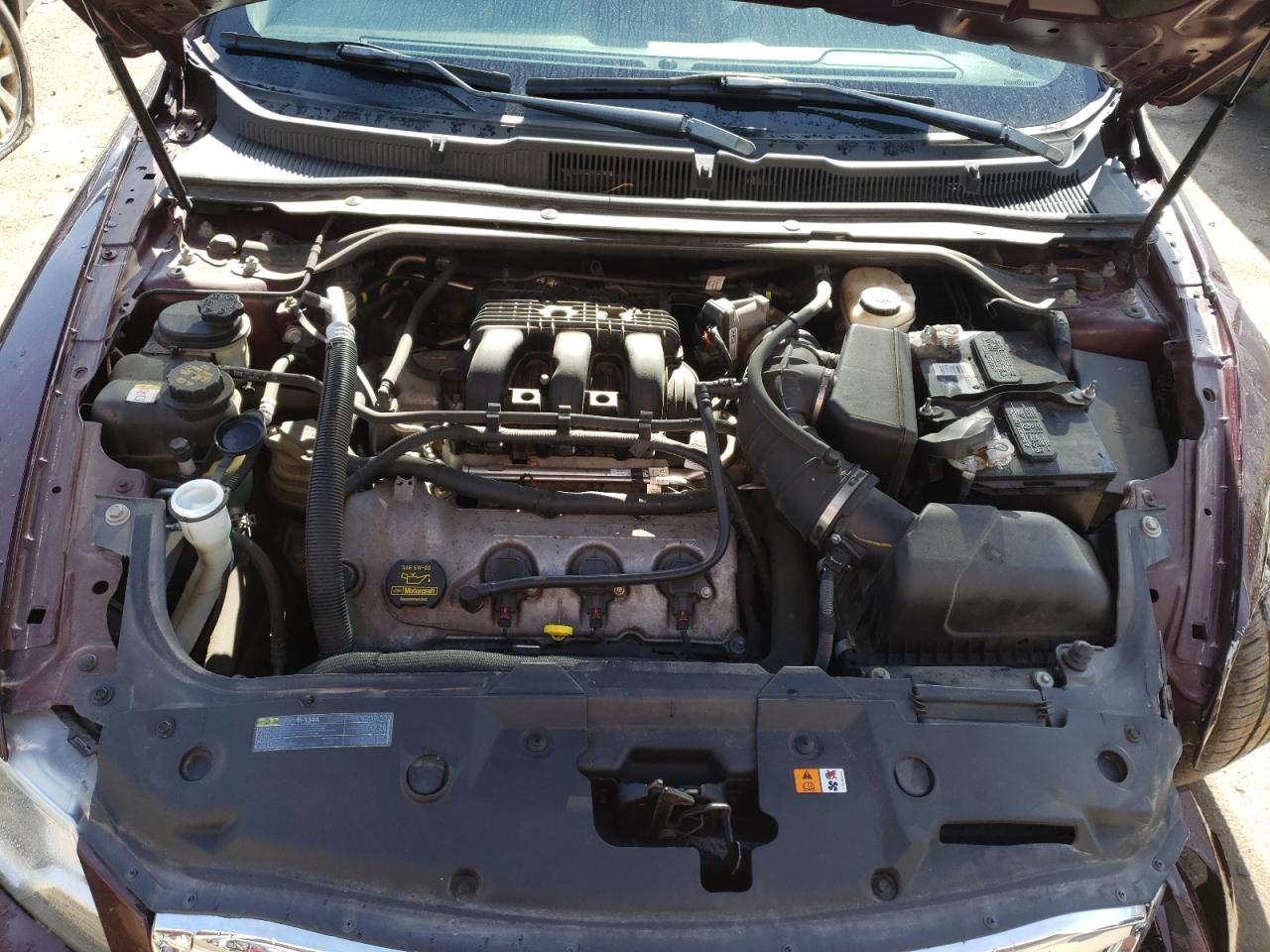 Photo 7 from auction – 2011 FORD TAURUS SEL with VIN 1FAHP2EW3BG128076