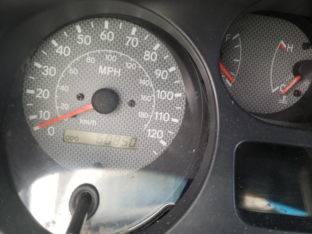 Photo 8 from auction – 1998 TOYOTA RAV4 with VIN JT3HP10V0W0173501