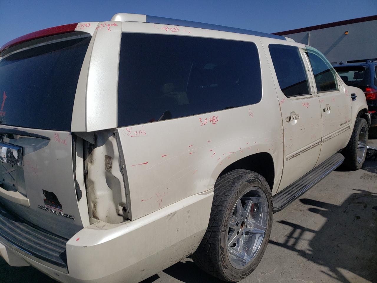 Photo 9 from auction – 2009 CADILLAC ESCALADE E with VIN 1GYFK26269R263847