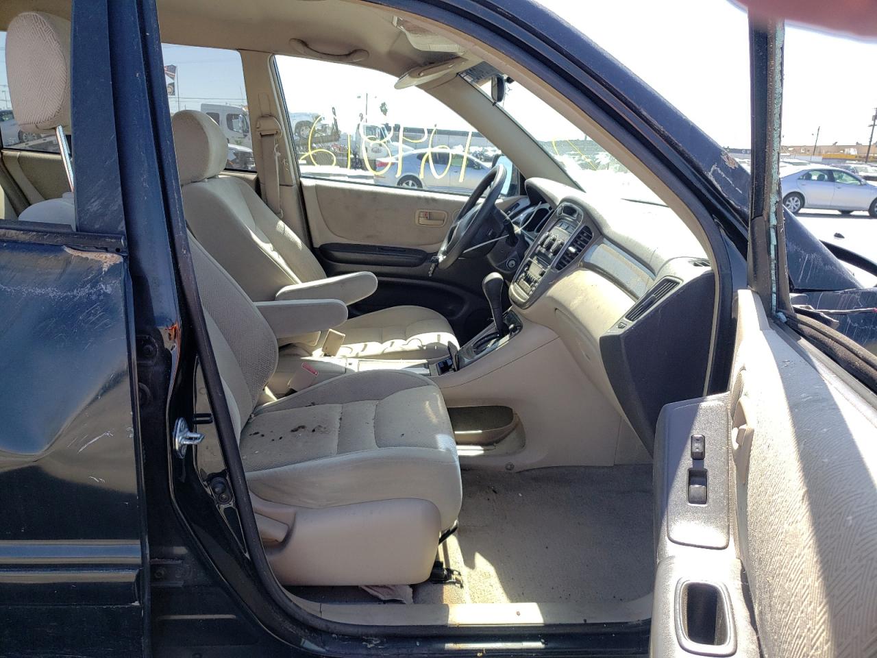 Photo 5 from auction – 2003 TOYOTA HIGHLANDER with VIN JTEGF21AX30089396