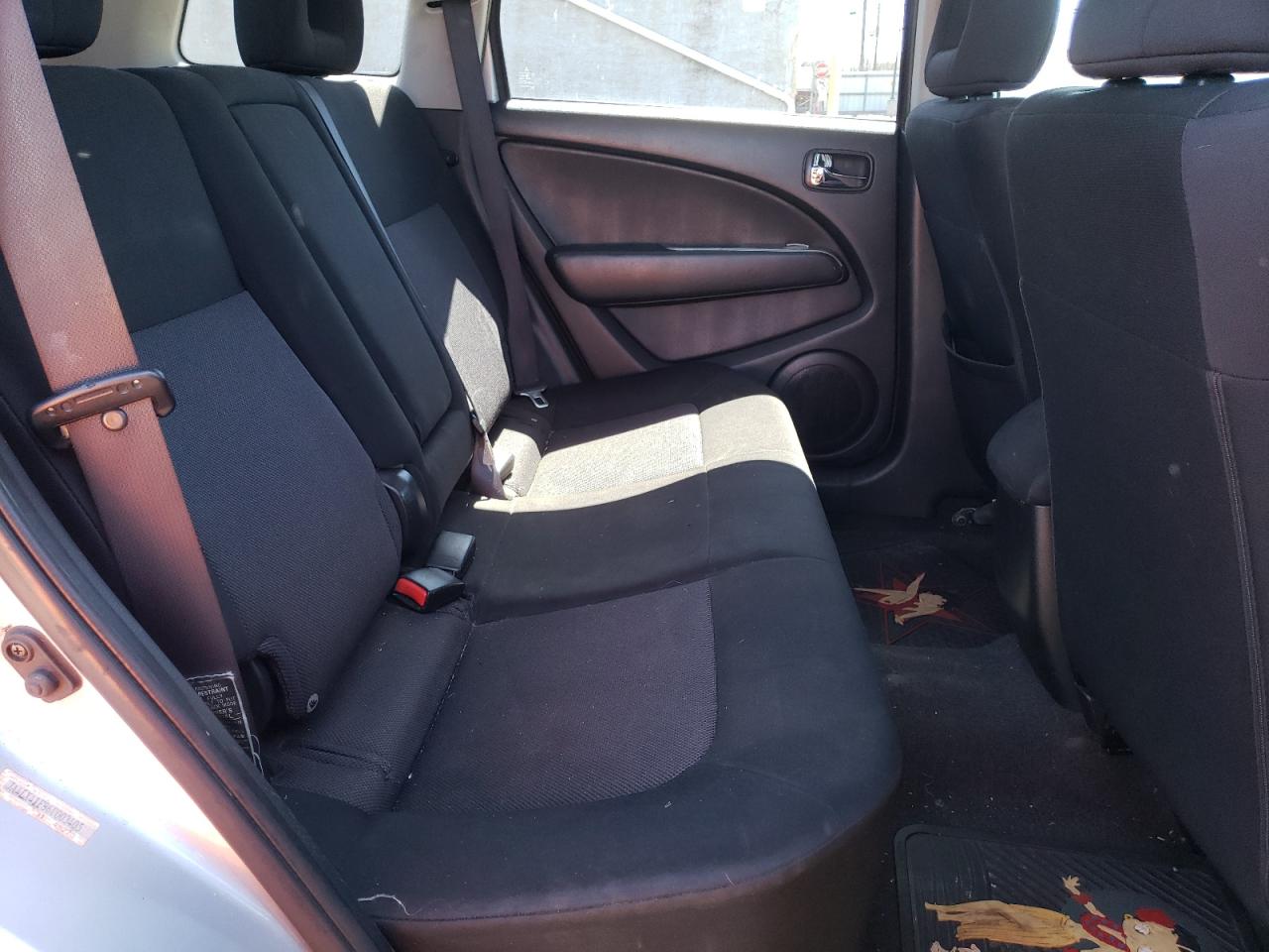 Photo 6 from auction – 2006 MITSUBISHI OUTLANDER with VIN JA4LX41F86U003405