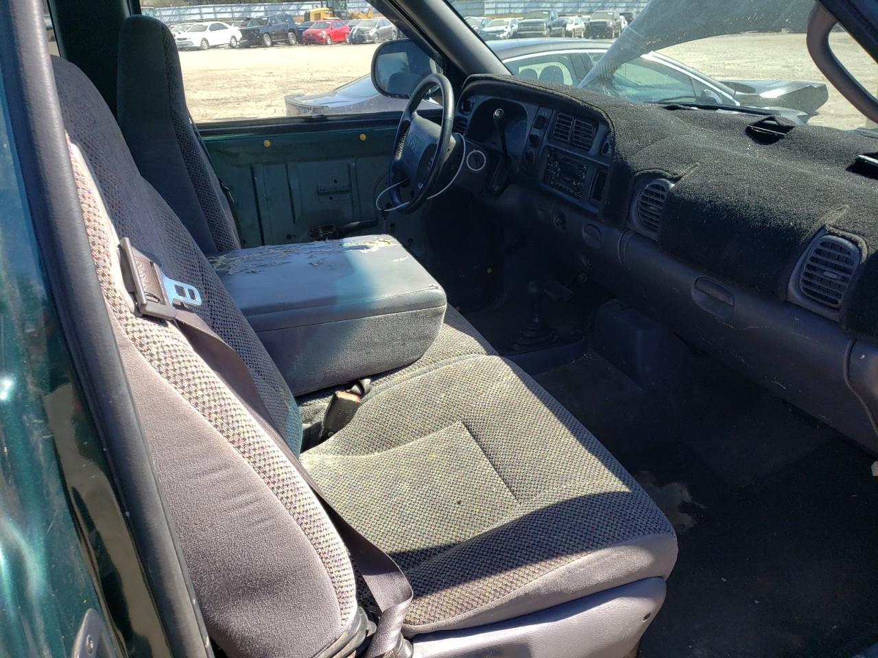 Photo 5 from auction – 2001 DODGE RAM 1500 with VIN 1B7HF13Y21J201564