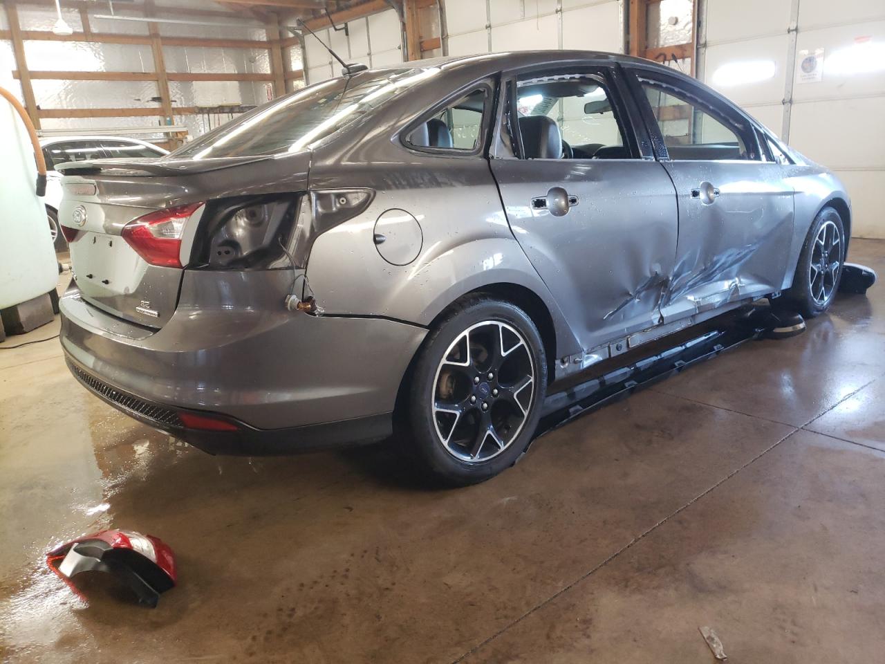 Фото 4 с аукциона – 2014 FORD FOCUS SE с VIN 1FADP3F29EL349418