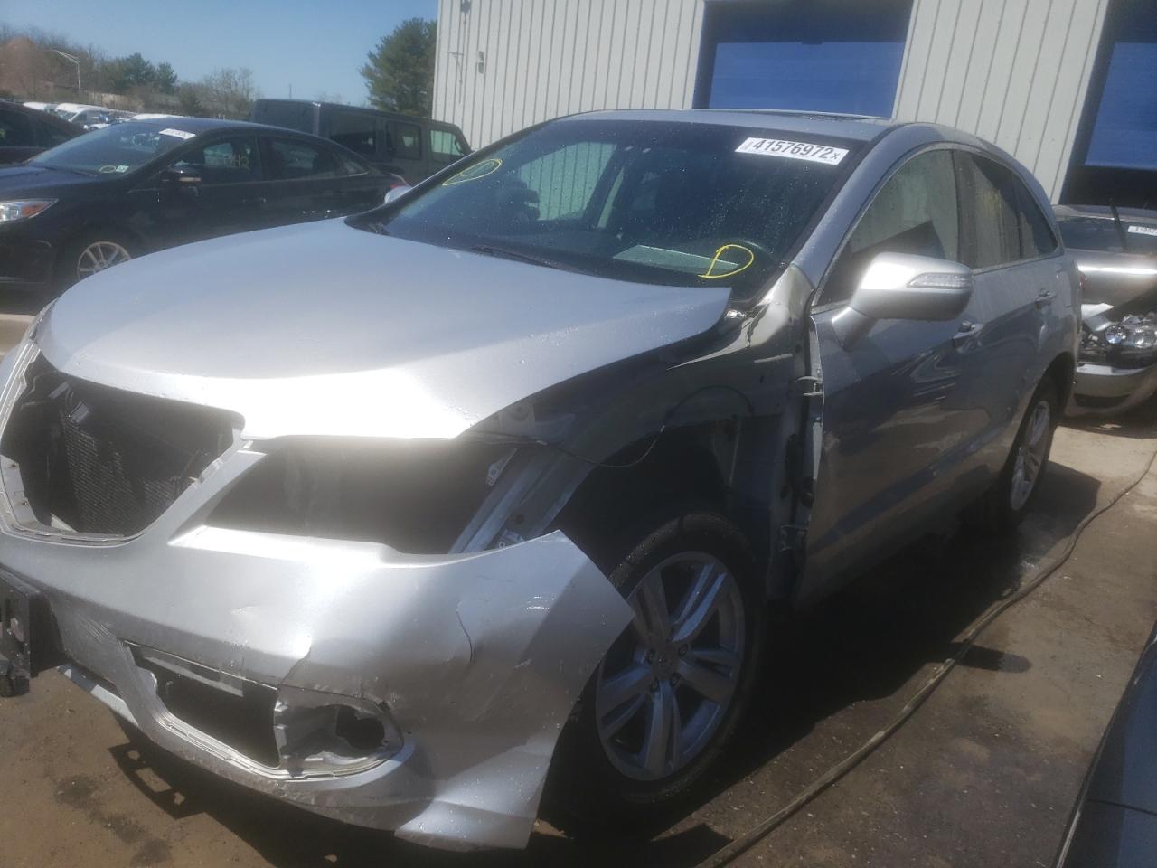 Photo 2 from auction – 2015 ACURA RDX with VIN 5J8TB4H34FL022282