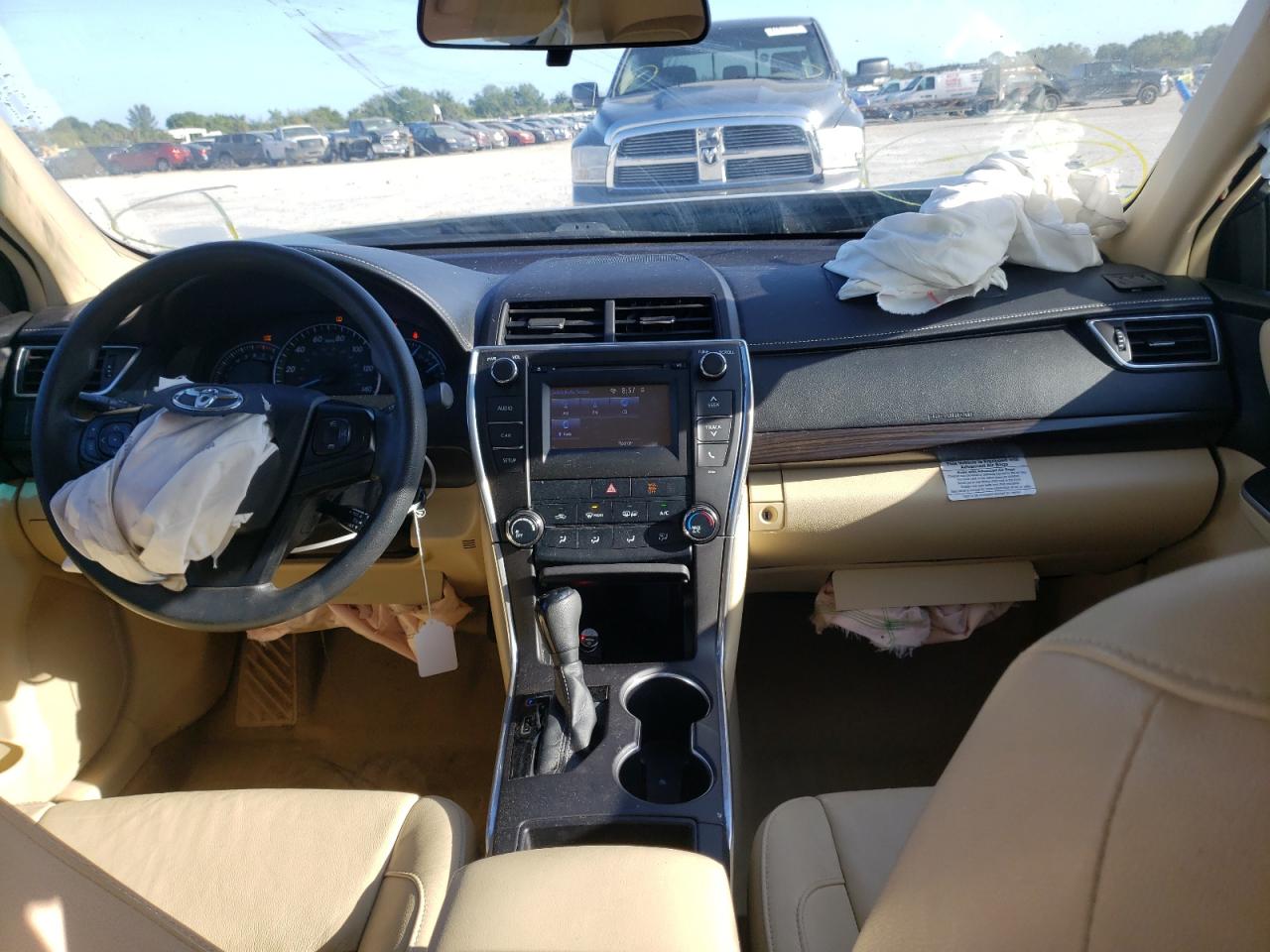 Photo 9 from auction – 2015 TOYOTA CAMRY LE with VIN 4T4BF1FKXFR500417
