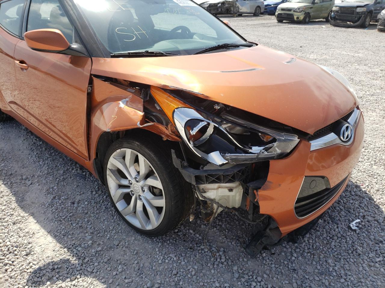 Photo 9 from auction – 2013 HYUNDAI VELOSTER with VIN KMHTC6AD1DU089273