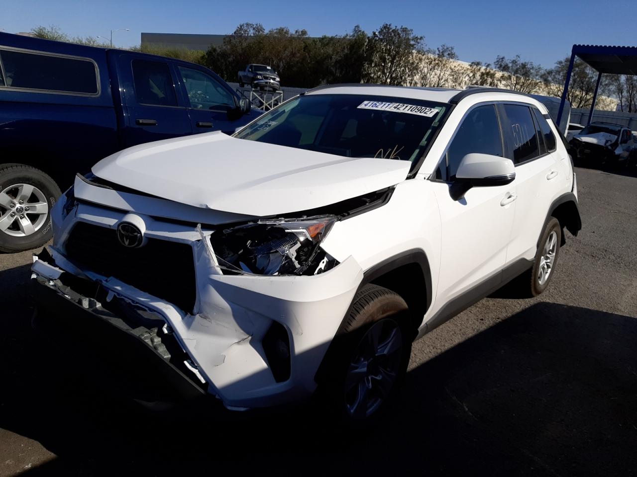 Photo 2 from auction – 2021 TOYOTA RAV4 XLE with VIN 2T3P1RFV9MC229296