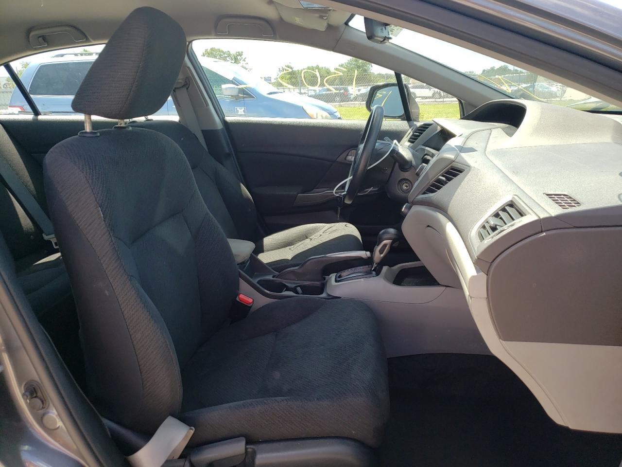Photo 5 from auction – 2012 HONDA CIVIC LX with VIN 19XFB2F50CE311264