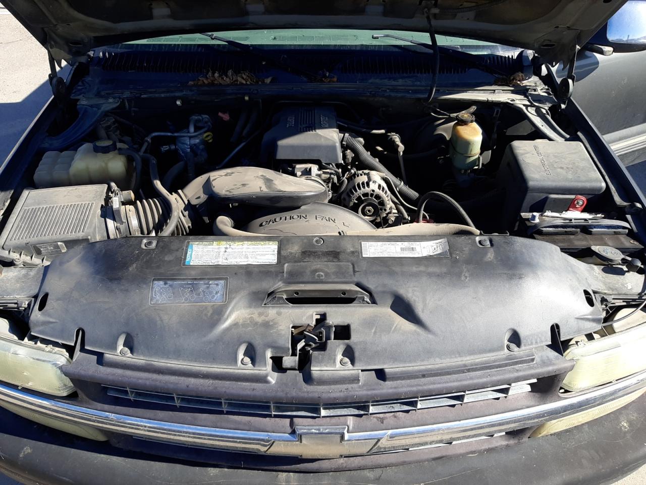 Photo 7 from auction – 2000 CHEVROLET SILVERADO with VIN 1GCEC19T5YZ183032