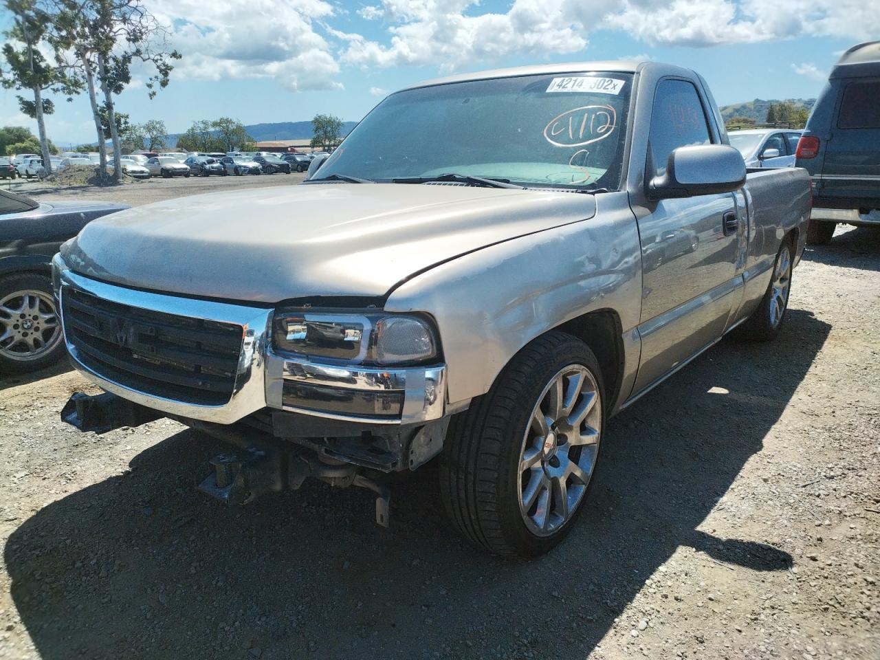 Photo 9 from auction – 2002 GMC NEW SIERRA with VIN 1GTEC14V22Z260567