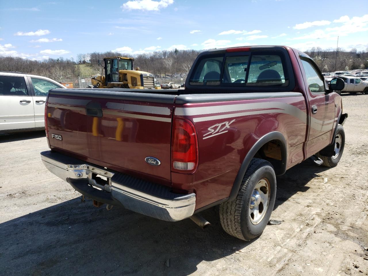 Photo 4 from auction – 1999 FORD F150 with VIN 1FTZF1828XKA76887
