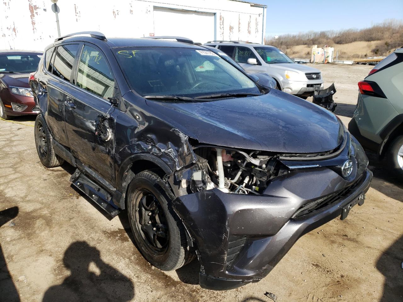 TOYOTA RAV4 LE 2016 with VIN JTMZFREV7GJ093733 - Photo from auction