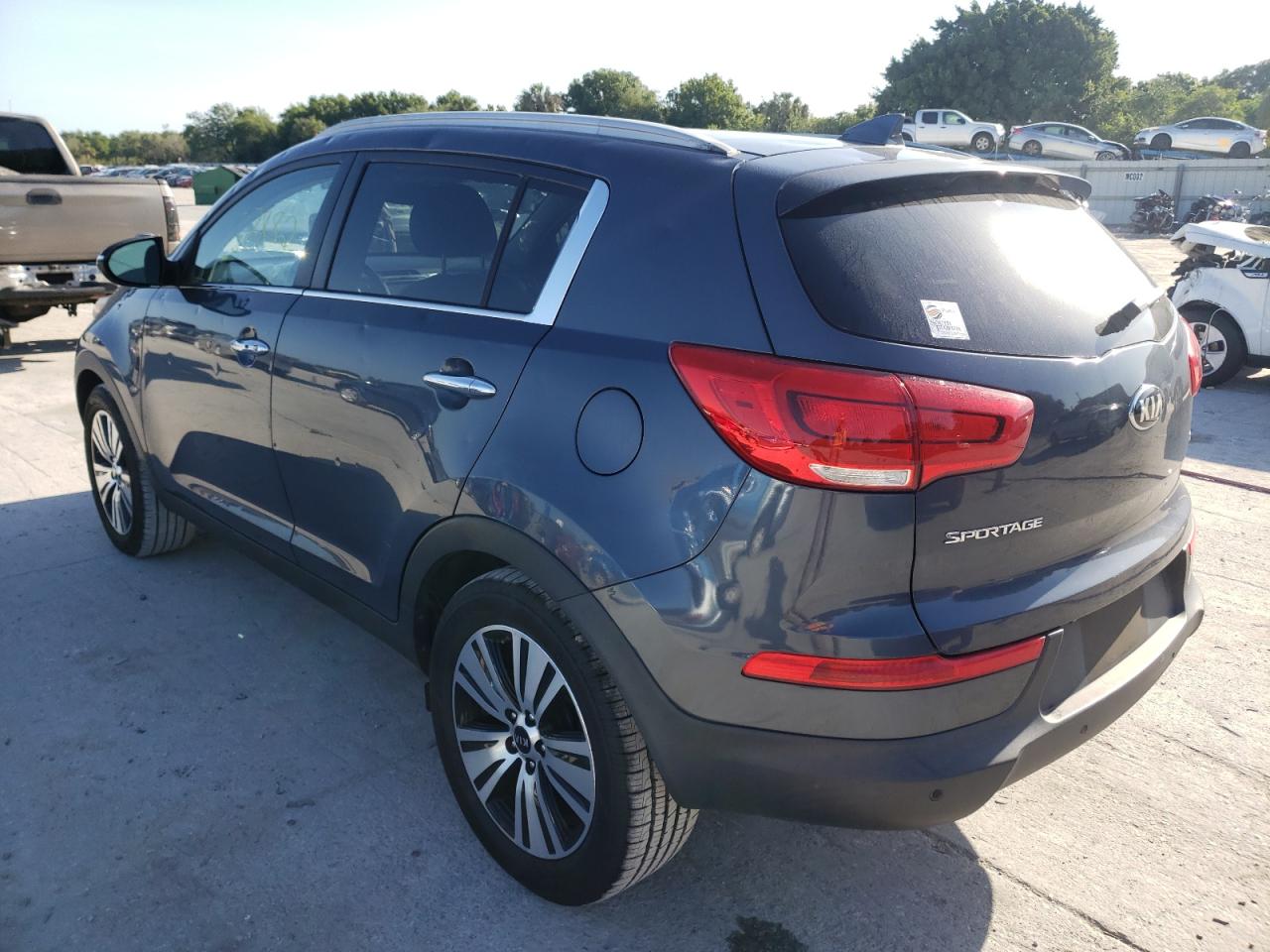 Photo 3 from auction – 2015 KIA SPORTAGE E with VIN KNDPC3AC6F7724419