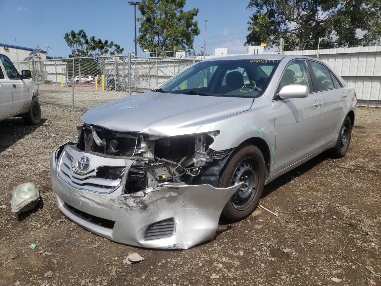 Photo 2 from auction – 2010 TOYOTA CAMRY BASE with VIN 4T1BF3EK1AU090428
