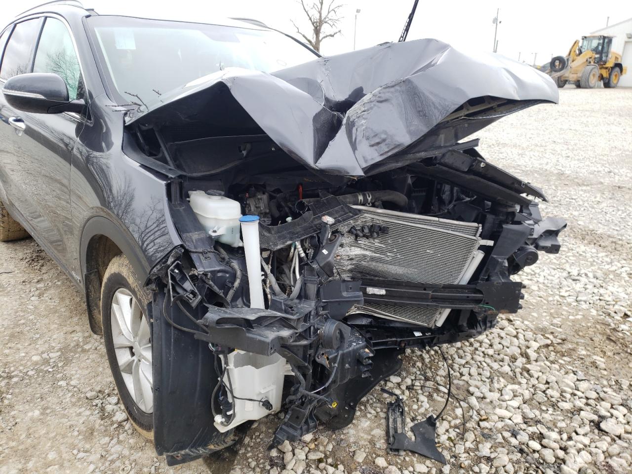 Photo 9 from auction – 2016 KIA SORENTO LX with VIN 5XYPGDA35GG163743