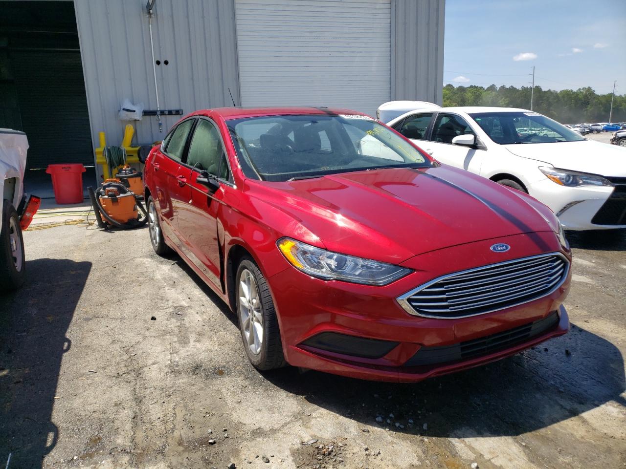 Photo 1 from auction – 2017 FORD FUSION SE with VIN 3FA6P0HDXHR308968